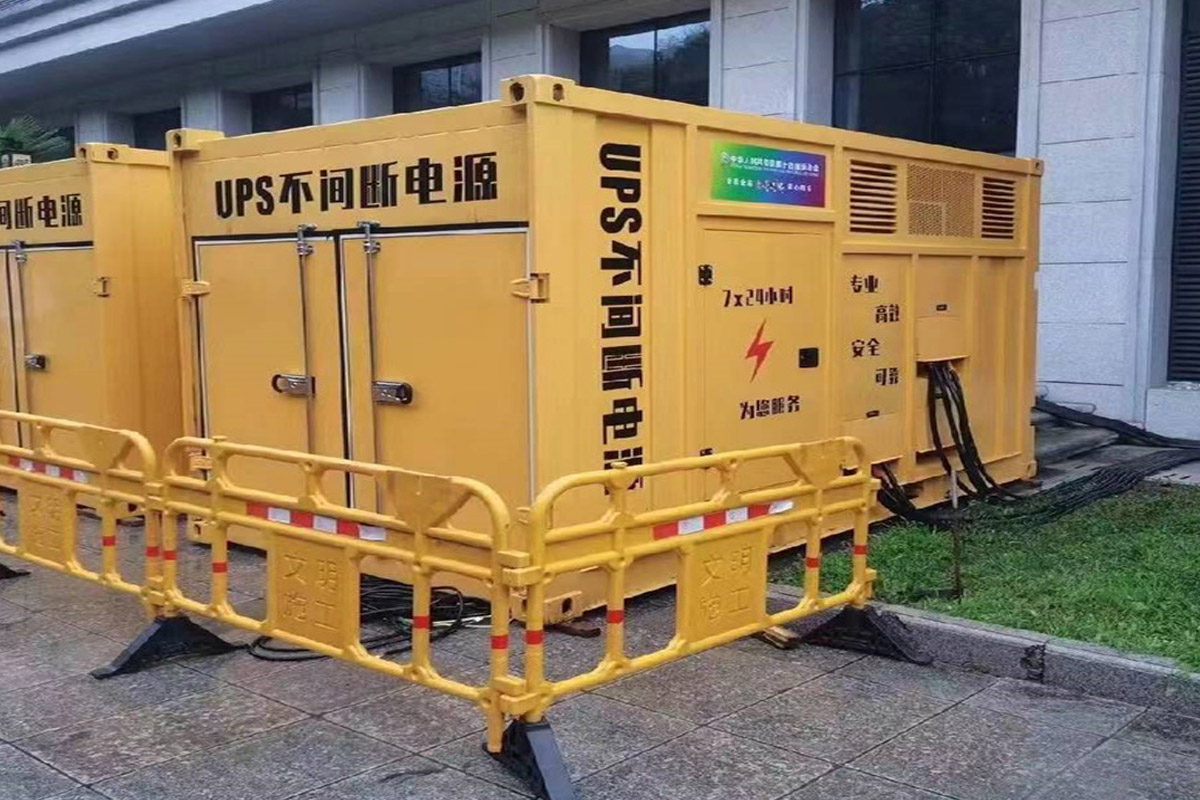 果洛发电机租赁施工现场